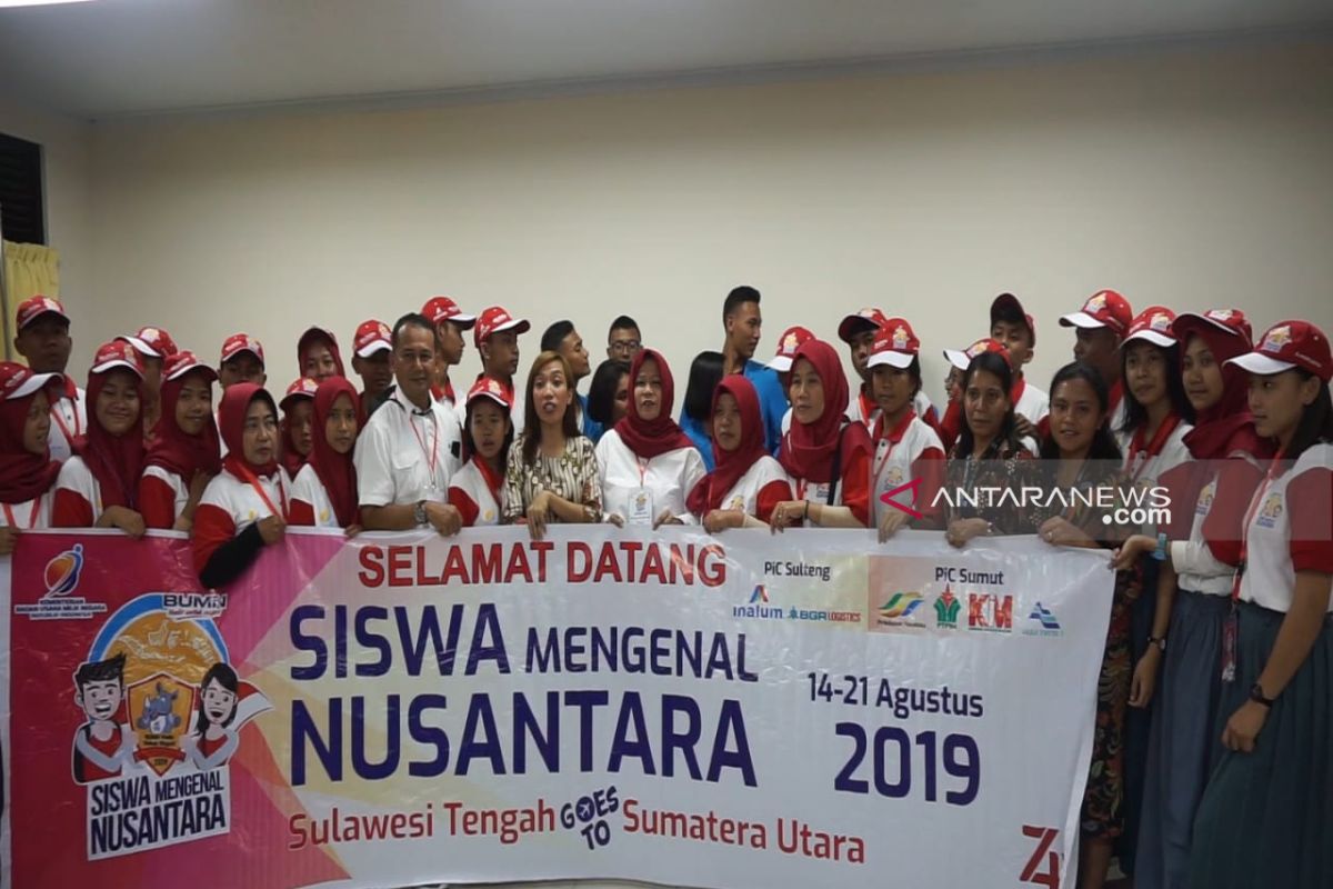 Peserta SMN Sulawesi Tengah kunjungi SMA Unggul Del