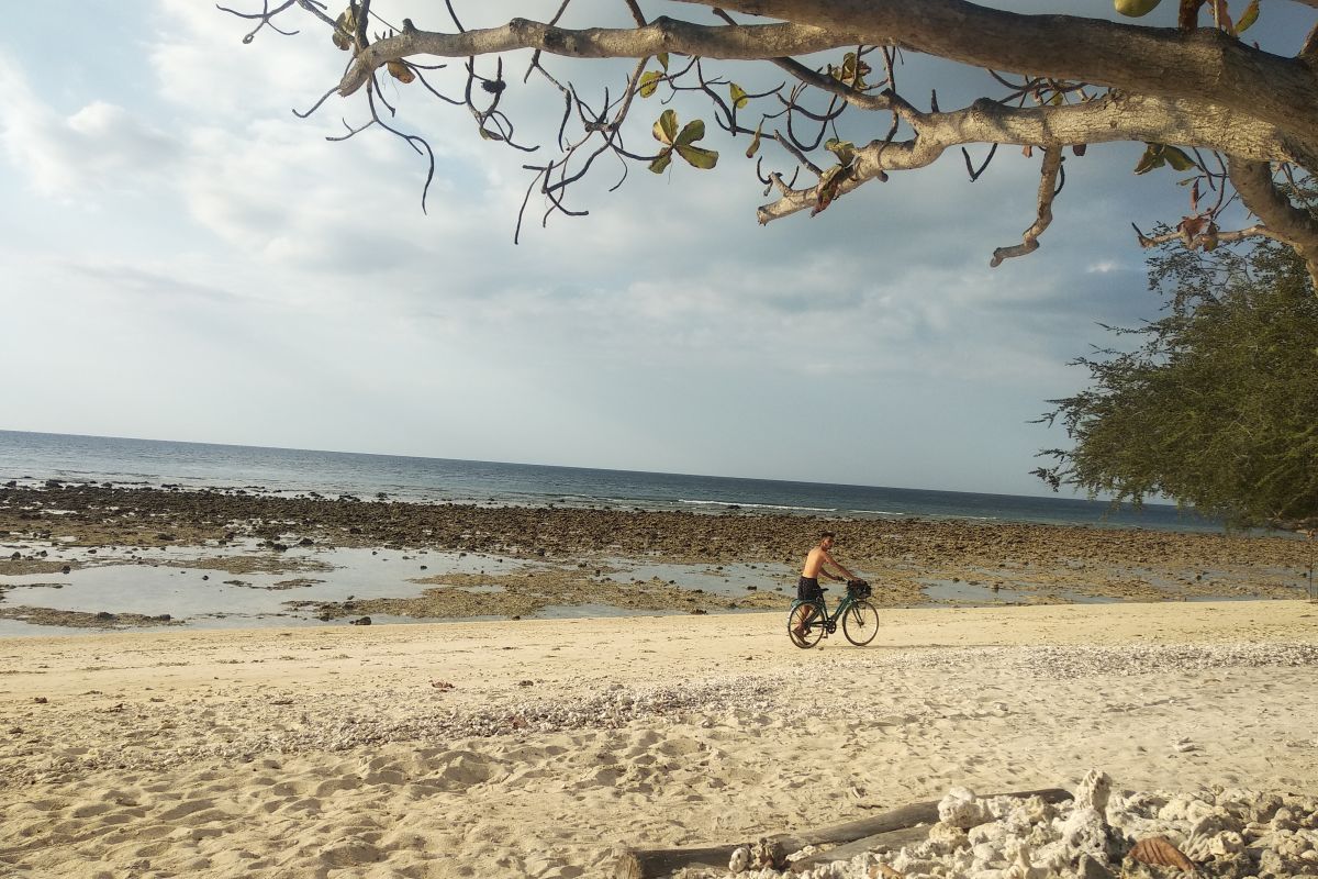 Puntung rokok jadi sampah paling banyak di pantai