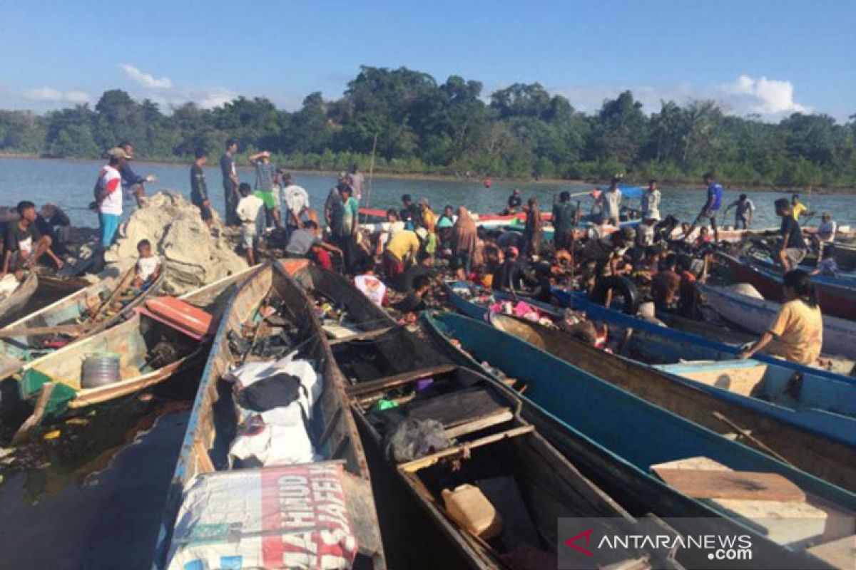 Basarnas Sultra lanjutkan pencarian korban hilang kapal terbakar