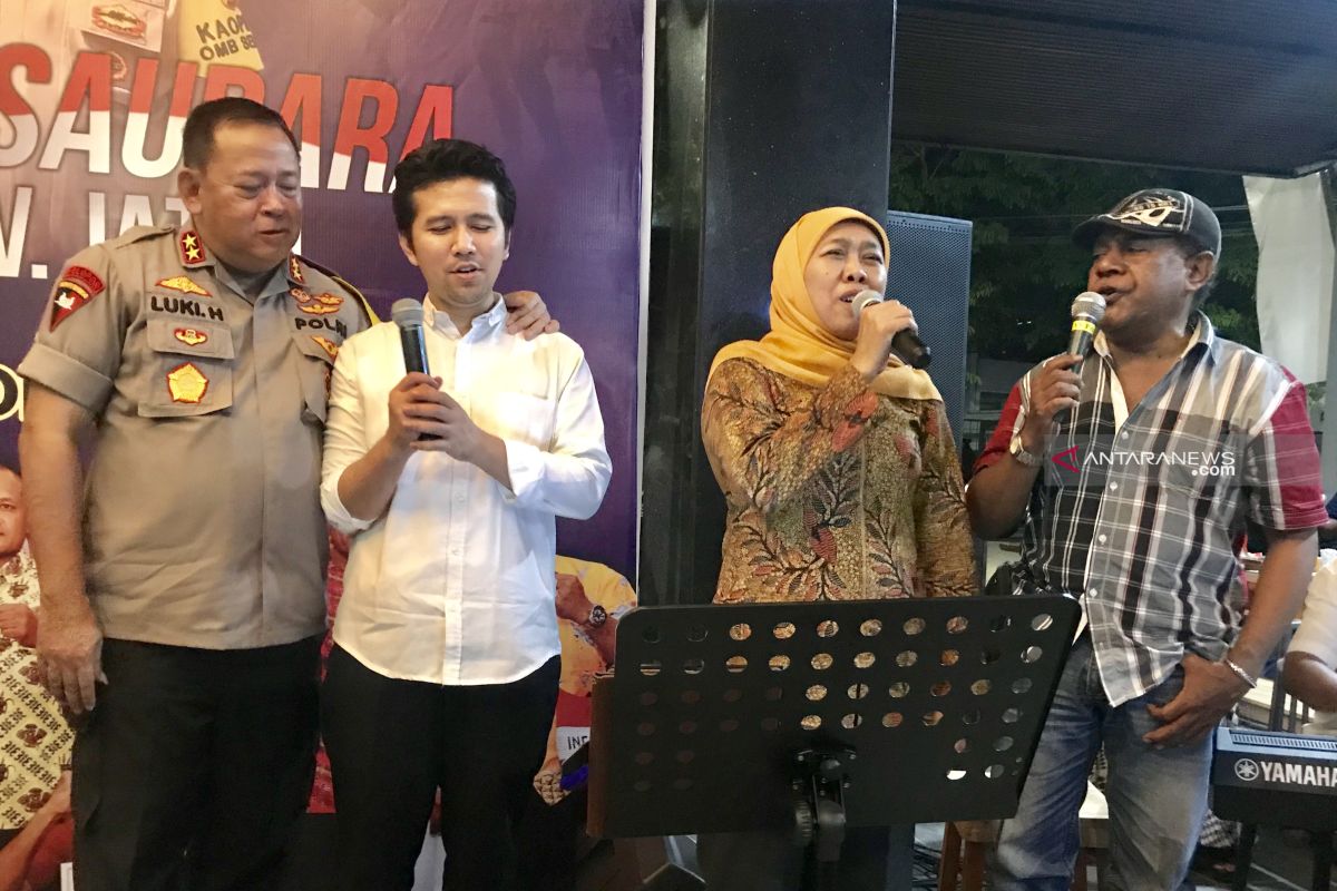 Lagu daerah Papua dinyanyikan Gubernur Jatim