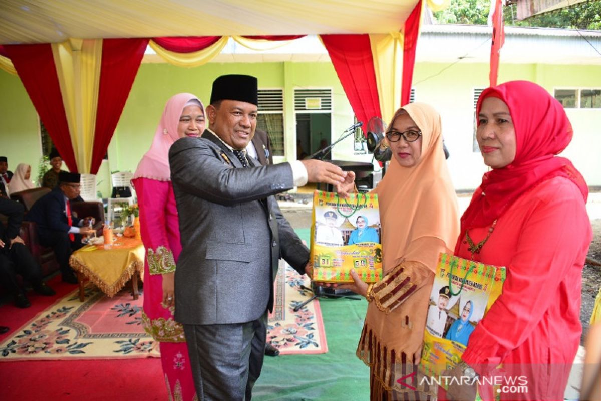 HUT ke-74 RI, Plh. Bupati Kampar anjangsana ke Panti Asuhan Kasih Ibu. Ini harapannya