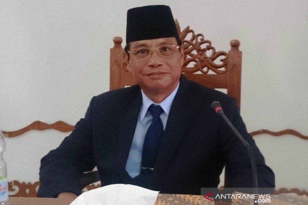 Ketua DPRD Gunung Mas sementara dijabat Gumer