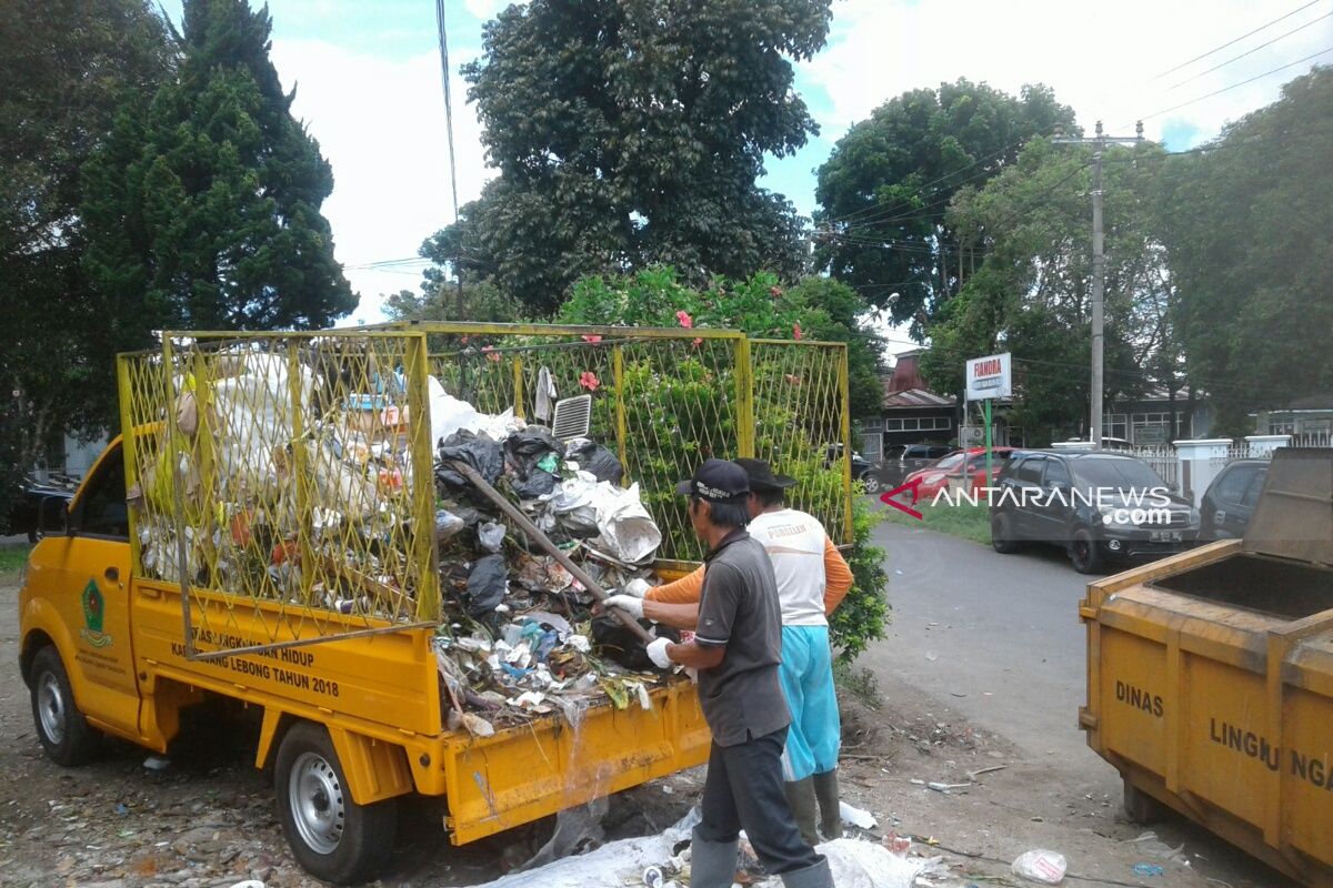 Perda larangan buang sampah sembarangan di Rejang Lebong belum efektif