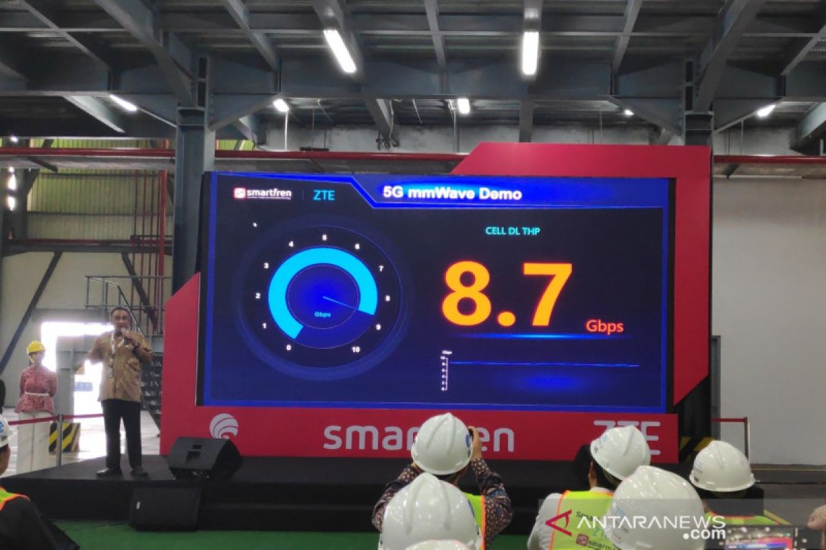 Uji coba jaringan 5G Smartfren mampu tembus 8,7 Gbps