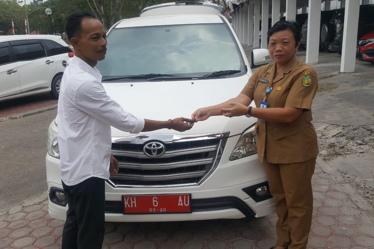 Pengembalian mobil dinas mantan wakil ketua DPRD Palangka Raya