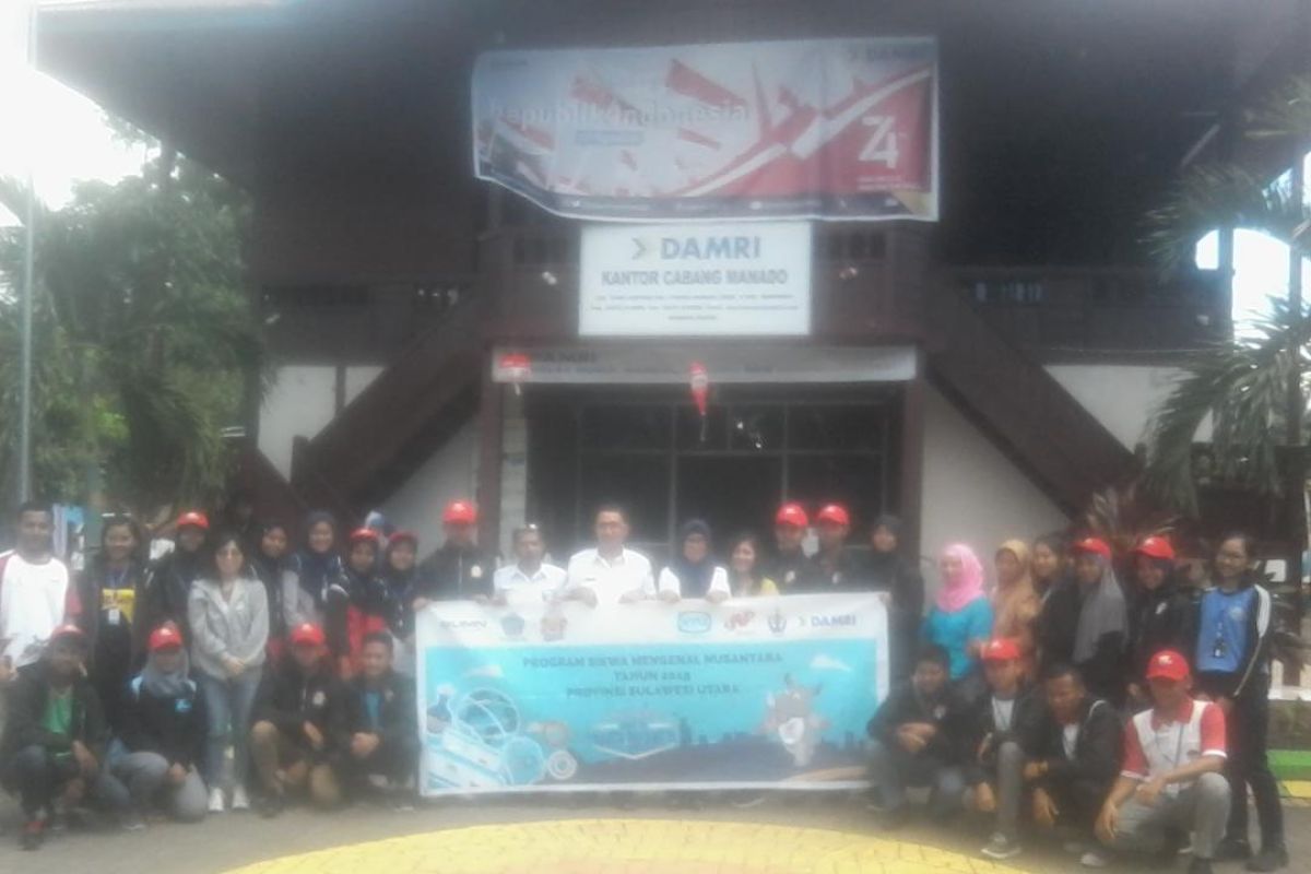 Peserta Siswa Mengenal Nusantara  Jawa Tengah kunjungi Perum Damri Manado
