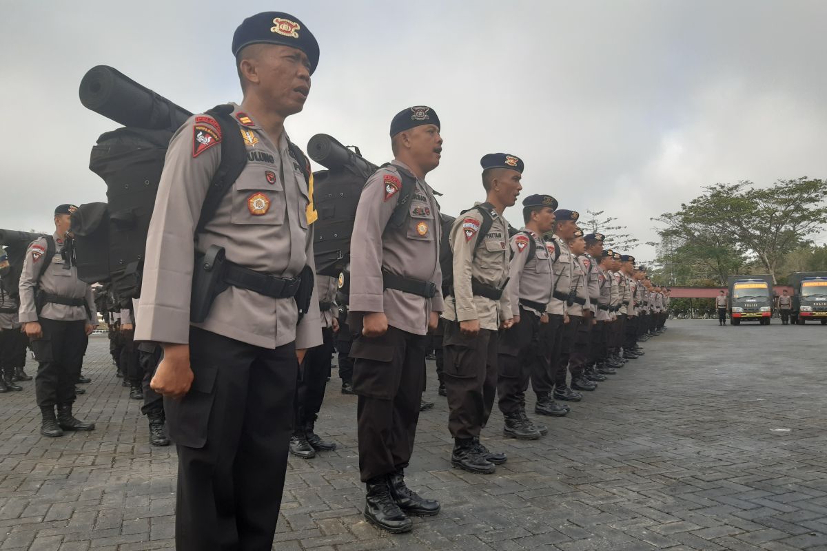 Tiga polda Sulawesi perkuat Polda Papua Barat