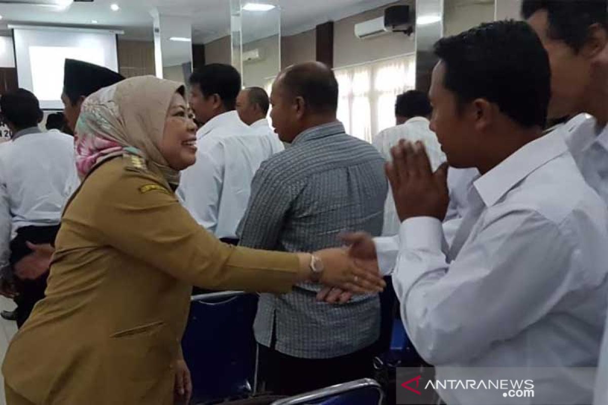 Bupati Kobar meminta calon kepala desa 2019 ciptakan pilkades juara