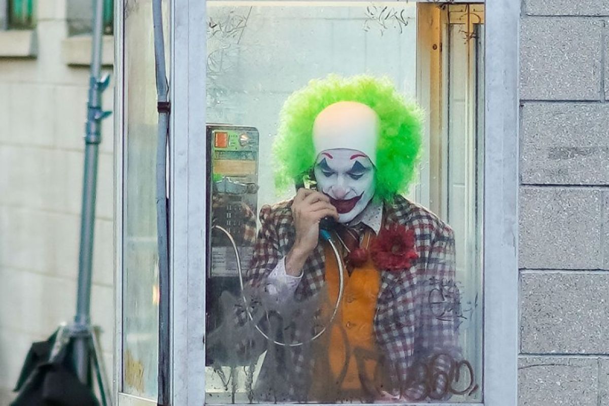 Dua jaringan bioskop AS larang penonton "Joker" pakai topeng