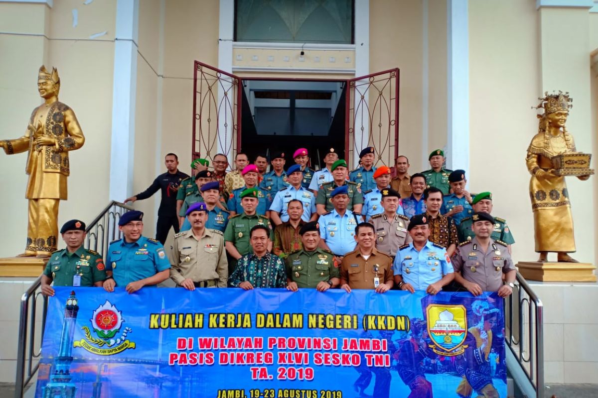 Staf Ahli DPRD Provinsi Jambi Terima kunjungan peserta KKDN Pasis Dikreg XLVI Sesko TNI