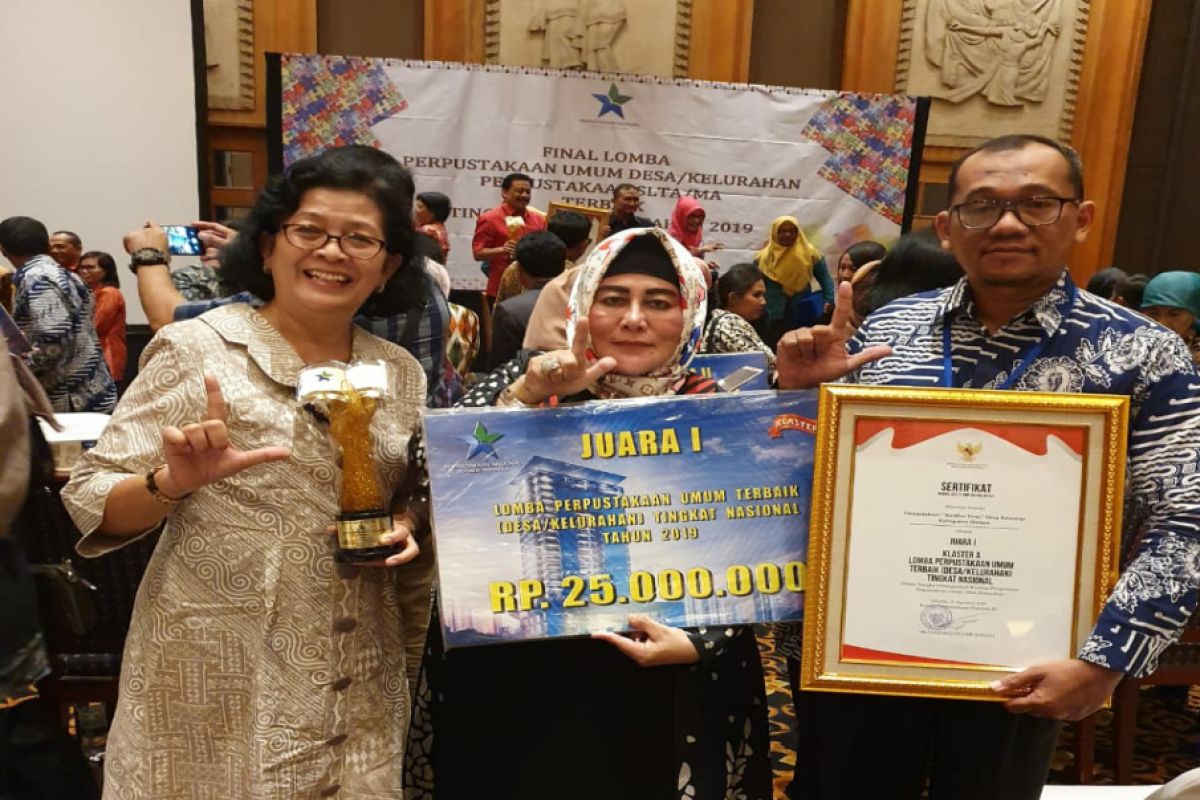 Prabowo Wulantoro antarkan Perpusdes Balecatur juara nasional