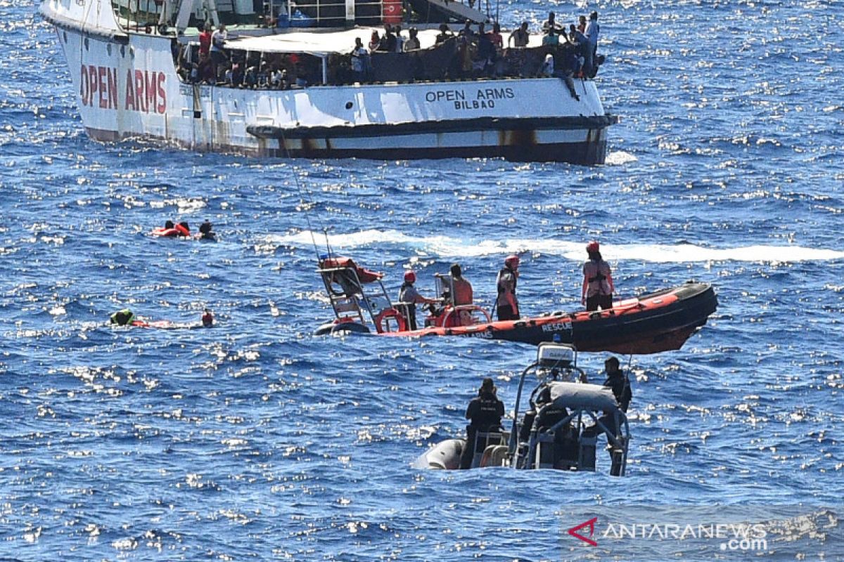 Gelombang kapal migran kembali berdatangan ke pulau Lampedusa, Italia