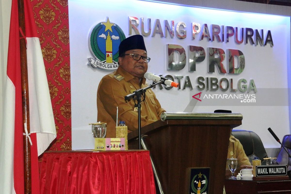 Pengesahan R-APBD Sibolga diwarnai dengan pantun 