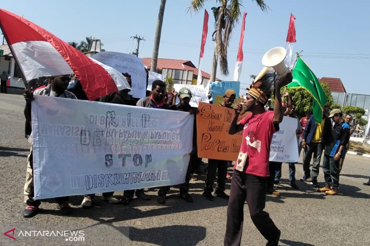 Mahasiswa Papua di Bengkulu gelar aksi solidaritas