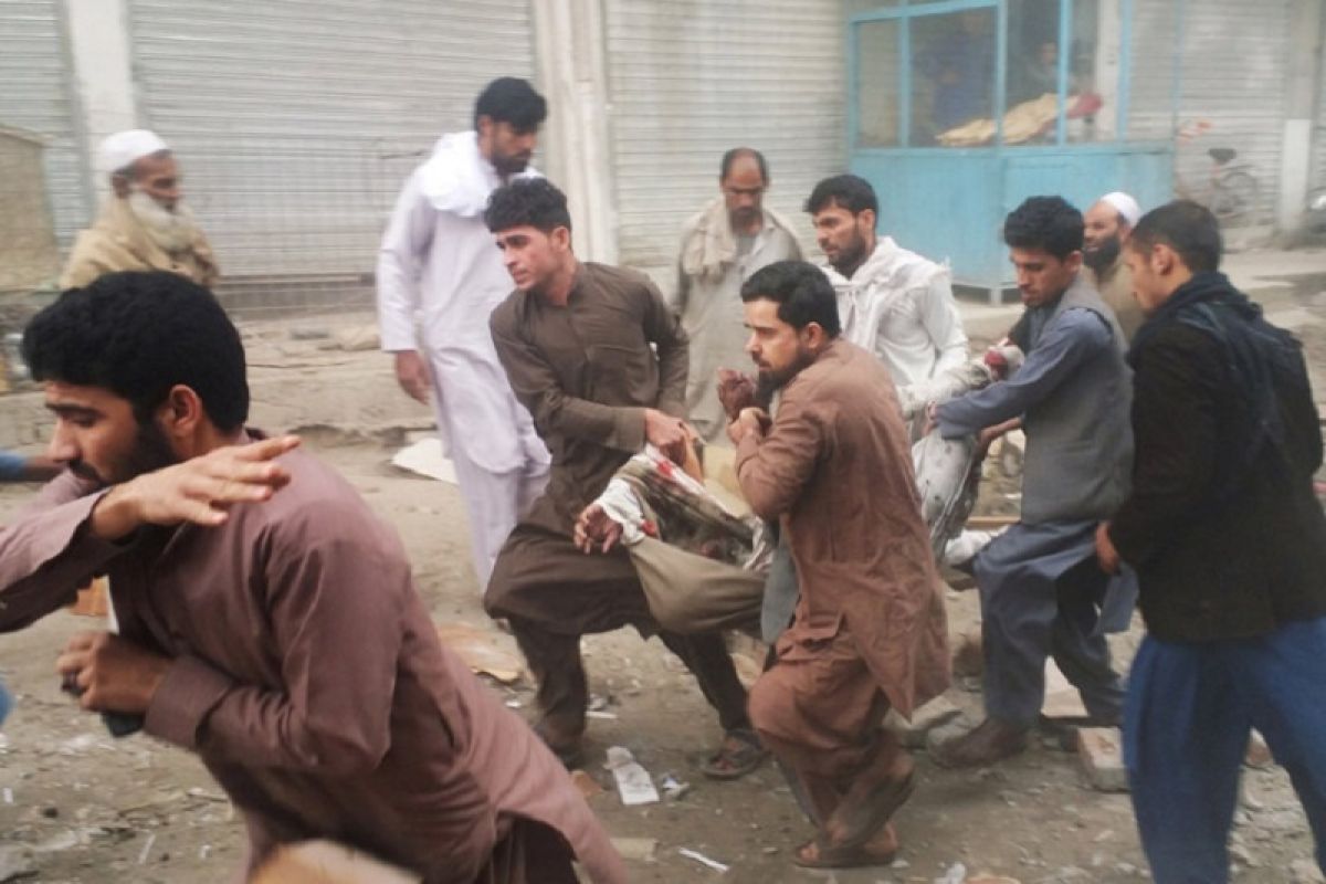 Ledakan saat shalat Jumat di masjiid Kabul tewaskan sejumlah orang