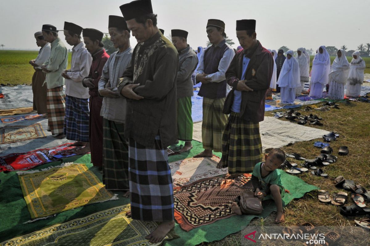 SHOLAT MEMOHON TURUN HUJAN