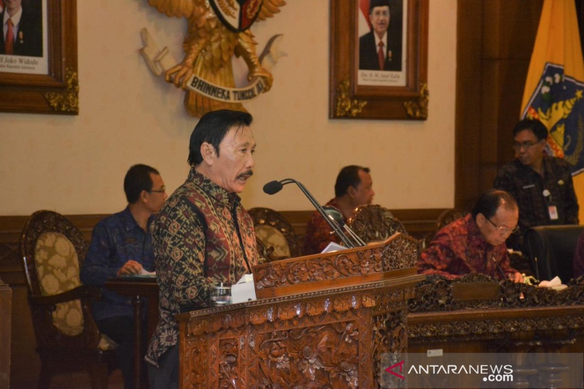 DPRD Bali beri saran untuk ranperda kontribusi wisatawan
