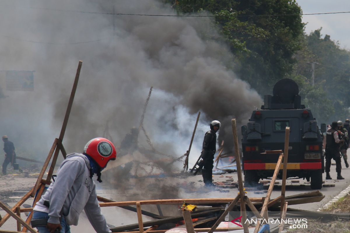 Polisi tangani 26 laporan kerusuhan beruntun di Papua Barat