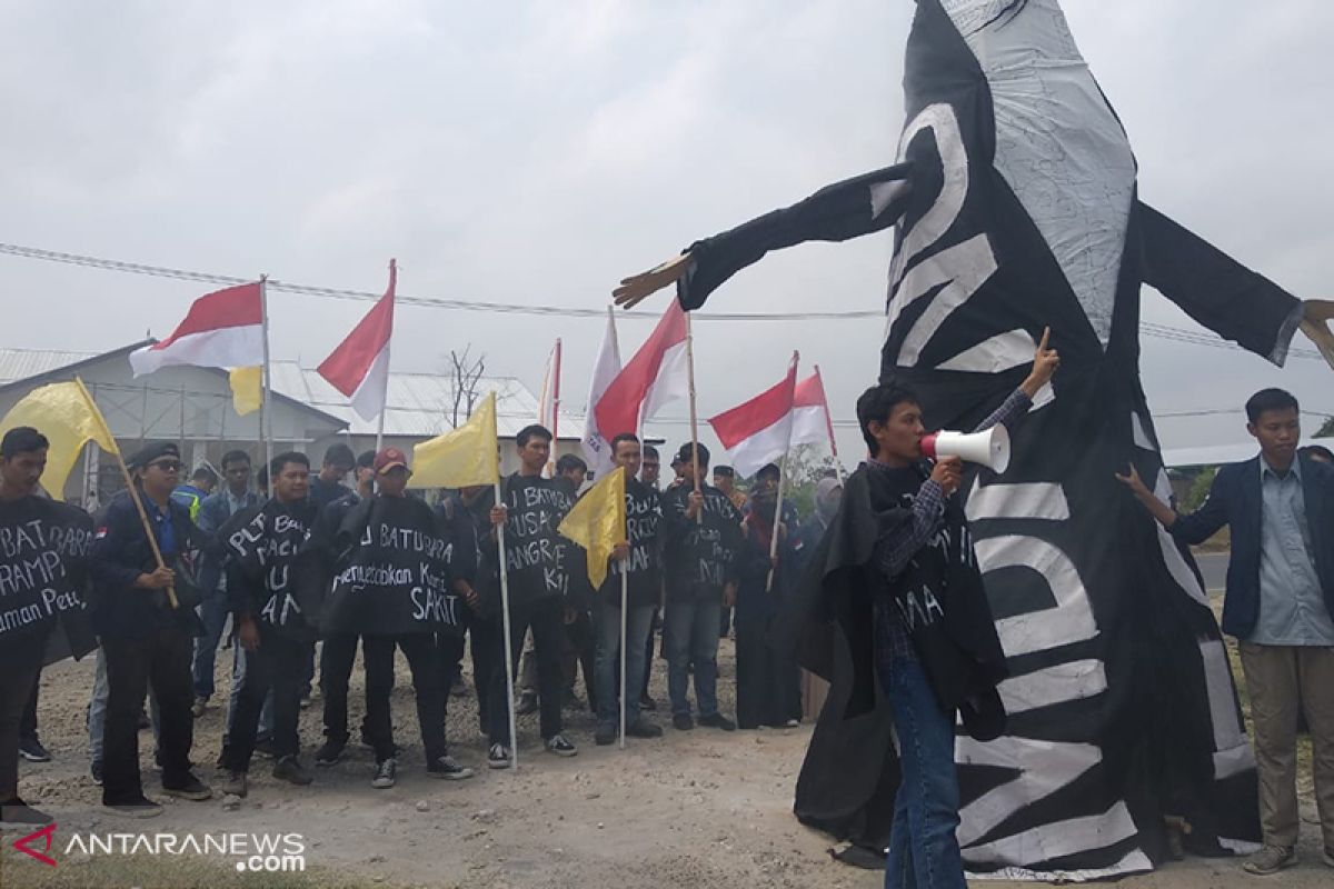 Mahasiswa kawal sidang gugatan izin lingkungan PLTUb Teluk Sepang