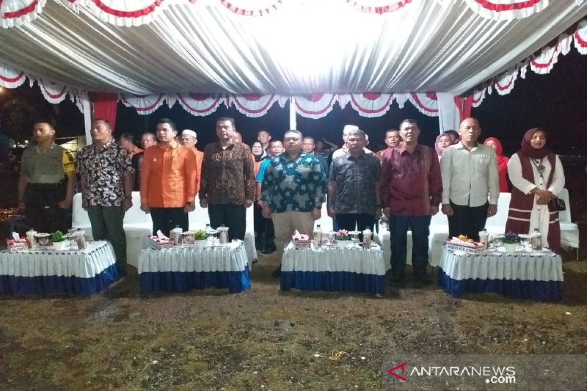 Camat Angkola Selatan santuni anak yatim