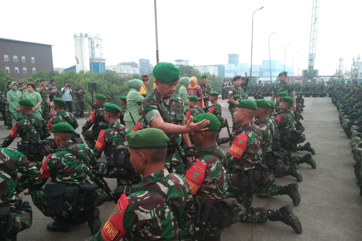 450 prajurit pengamanan perbatasan RI Malaysia dilepas di Pelabuhan Dumai