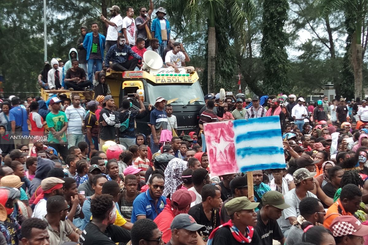 Sejumlah wartawan di Sorong diintimidasi saat meliput demo