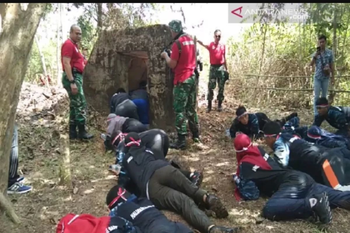 SMN Bangka Belitung kunjungi bunker peninggalan Jepang