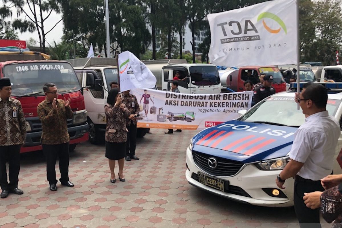 Atasi bencana kekeringan, 17 truk tangki dikirim ACT ke Gunungkidul