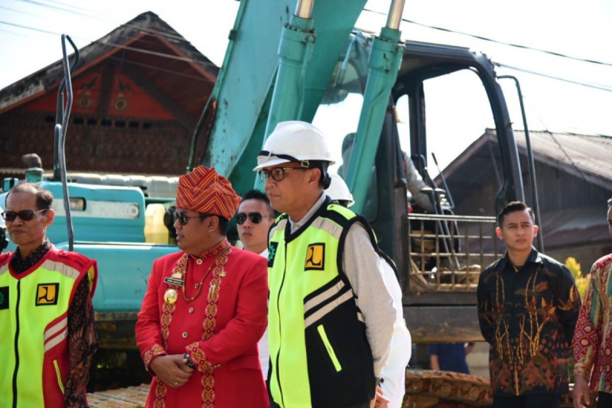 Gubernur Sulsel : Toraja merupakan Aset Dunia dan harus dimaksimalkan