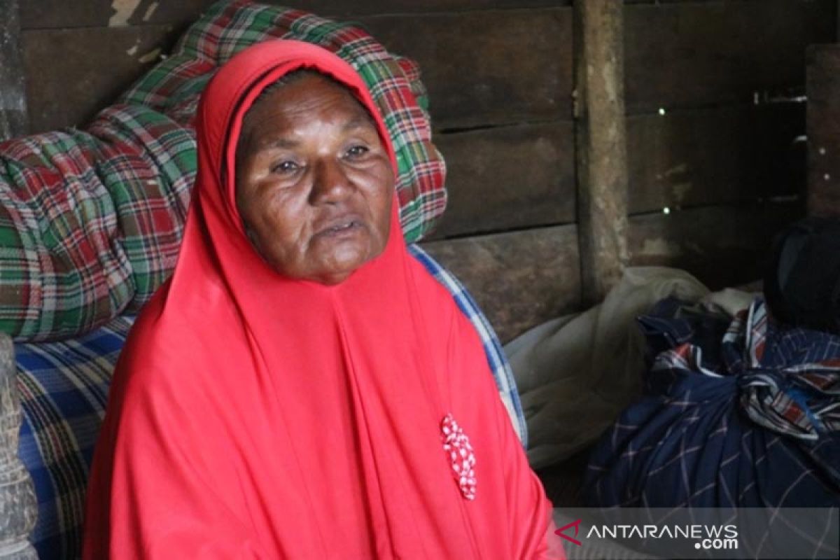 Nenek asal Pidie mengaku sudah lama tak dapat bantuan pemerintah