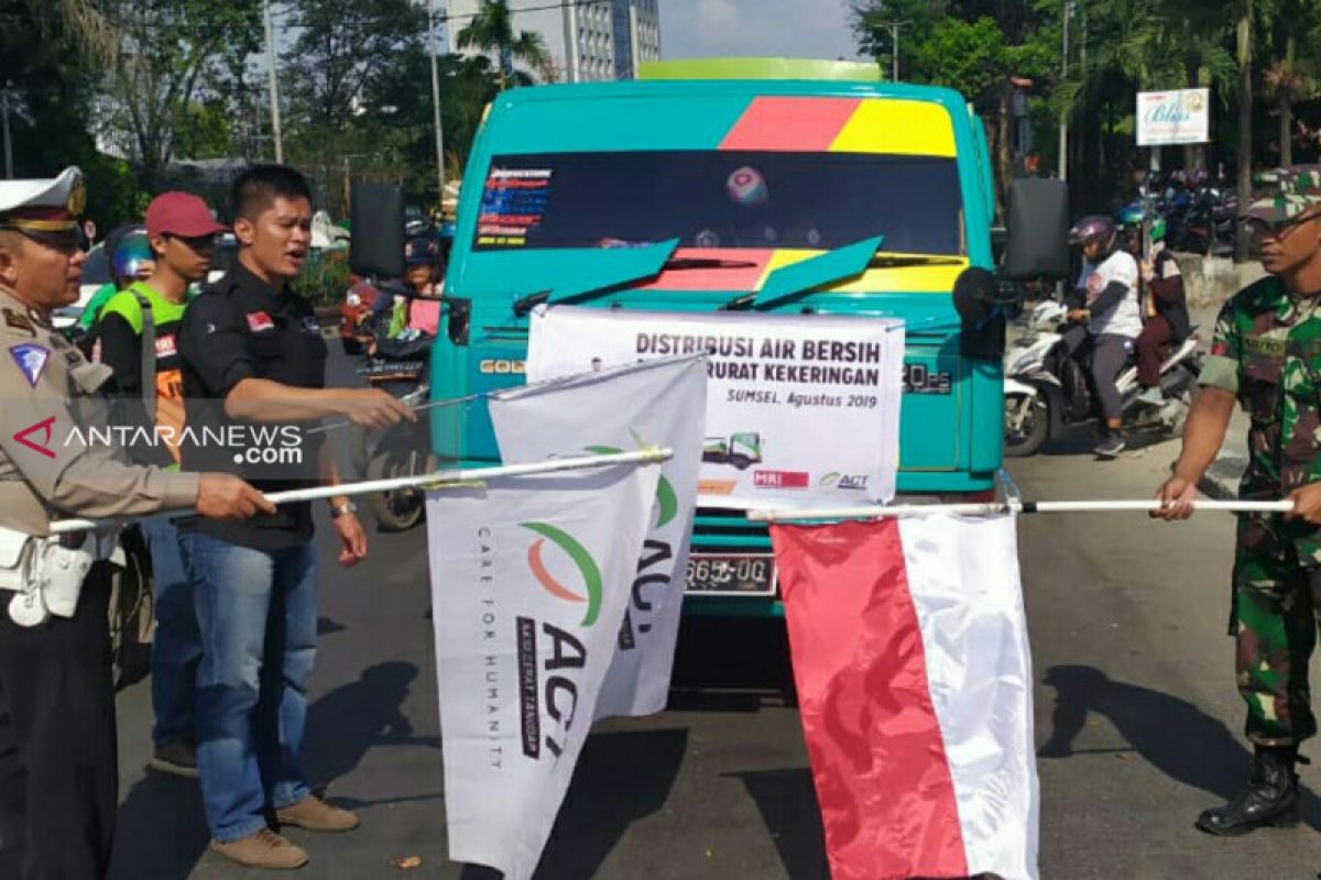 ACT Sumsel distribusikan  140.000 liter air bersih