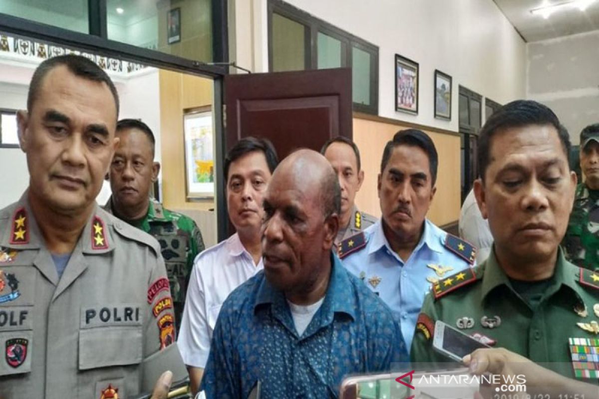 Kapolda Papua fasilitasi pertemuan terkait unjukrasa di sejumlah kota