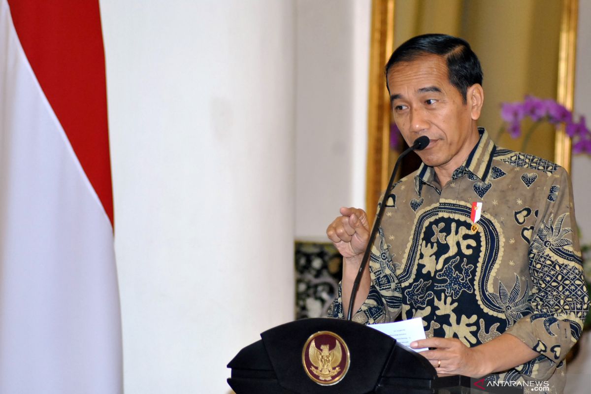 Presiden Jokowi kritik pembuatan UU masih bertele-tele