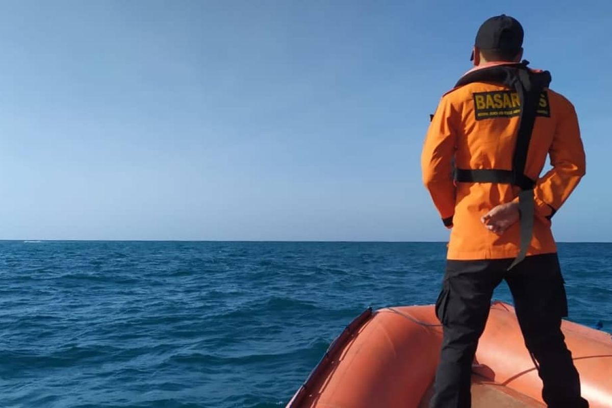 Belum ditemukan, dua korban kapal terbakar di Perairan Bokori