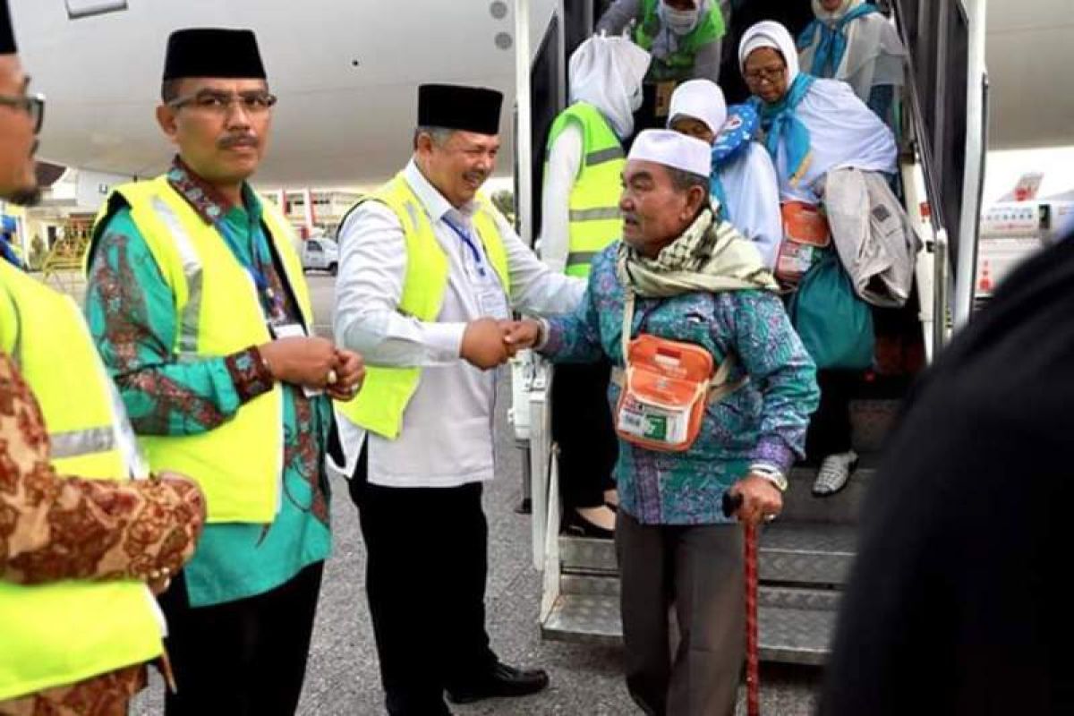 Jamaah haji Solok tiba dengan selamat