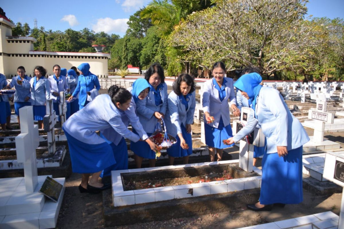 Jalasenastri Korcab VIII laksanakan ziarah ke TMP