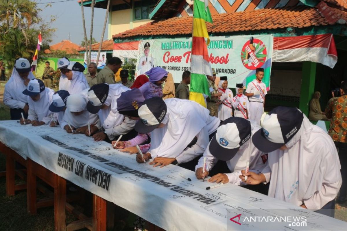 Rugikan kesehatan, pelajar di Pekalongan diminta jauhi narkoba