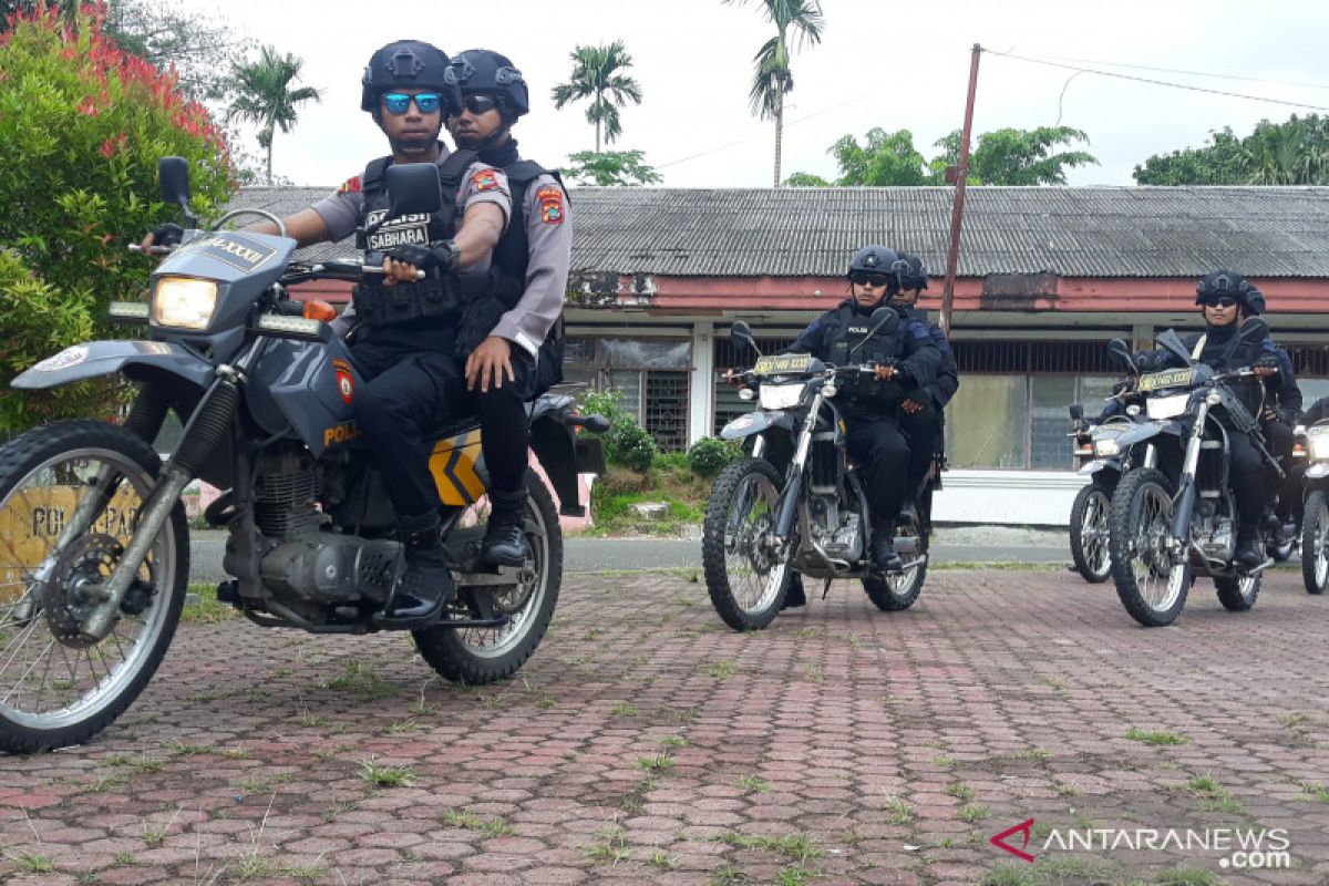 Ratusan personel TNI-Polri patroli objek vital di Manokwari