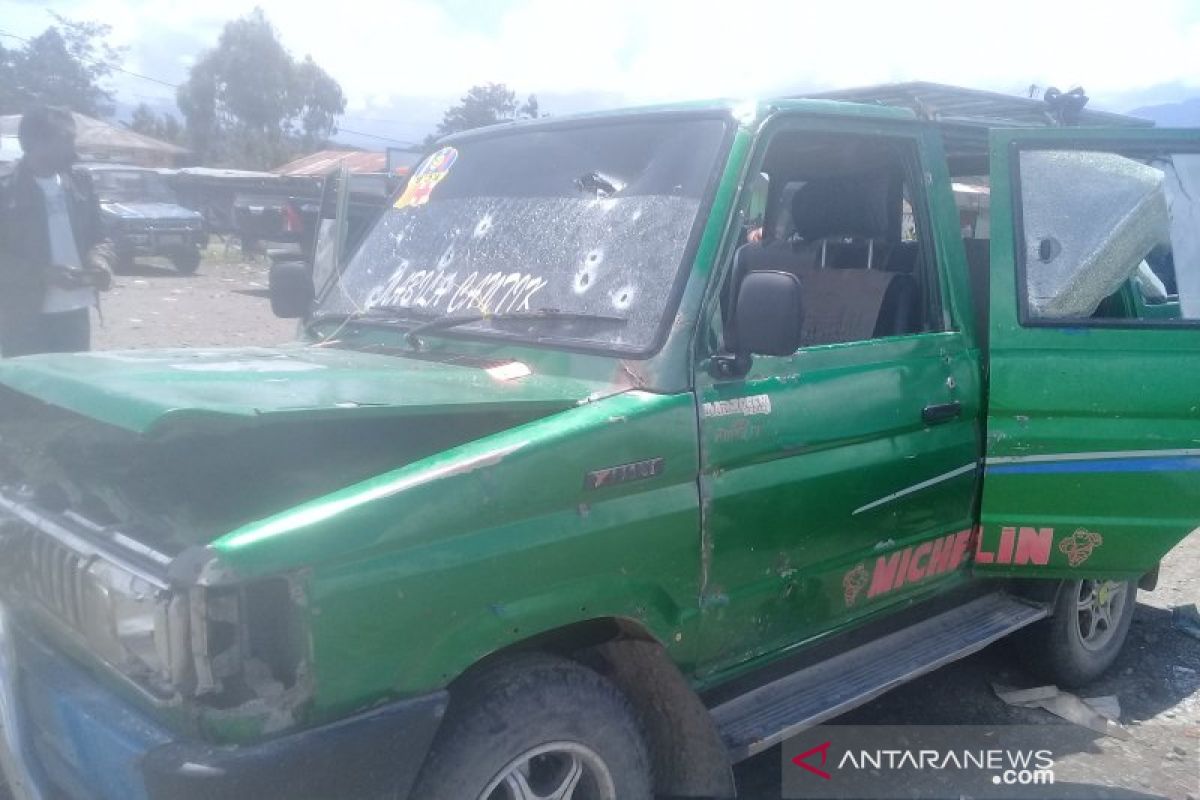 Bupati Jayawijaya minta warga tenang pasca baku tembak di Pasar Jibama