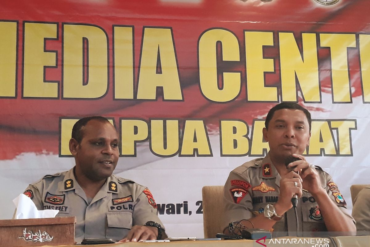 Three suspected of loot, rioting in Manokwari under police arrest