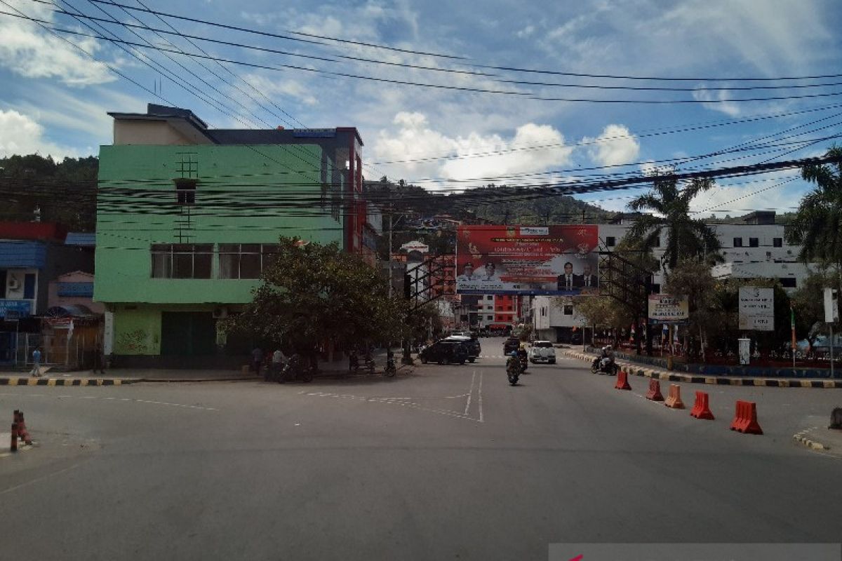 Suasana jalan Jayapura sepi setelah diisukan akan ada unjuk rasa besar