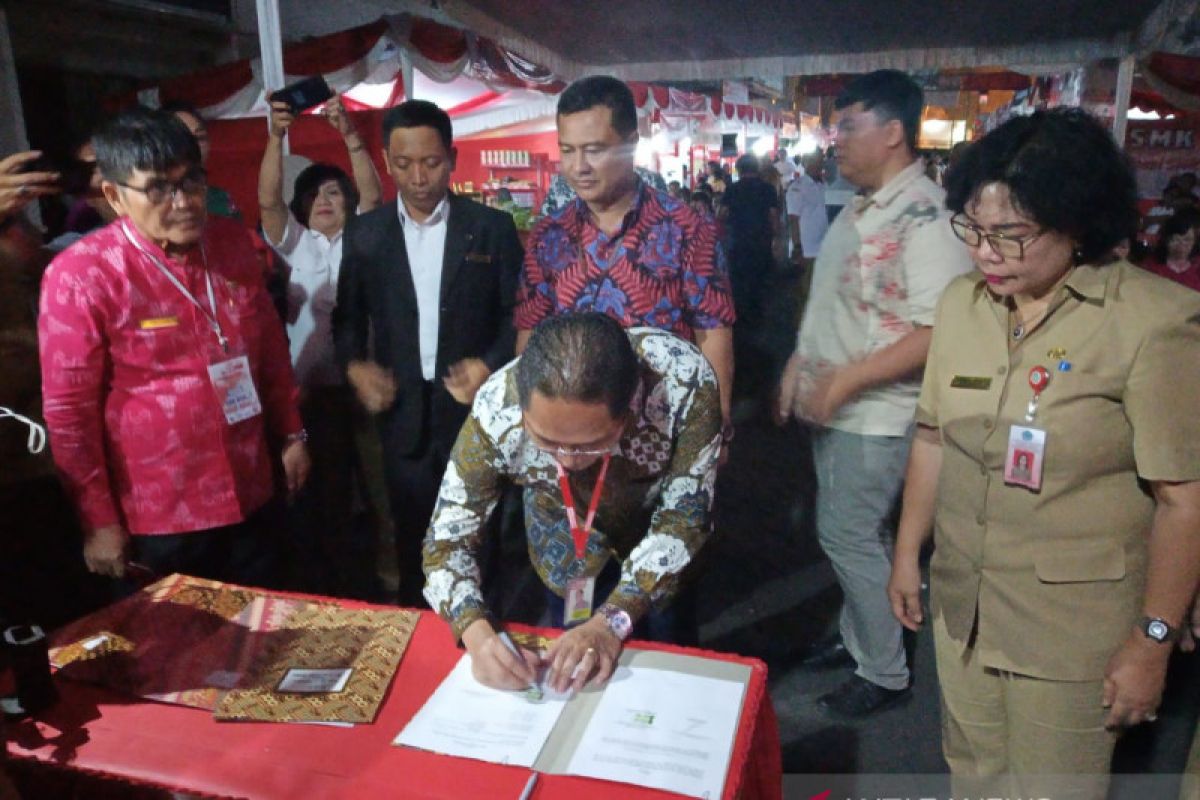 Diknas Sulut-Alfamart mempersiapkan lulusan SMK siap Kerja