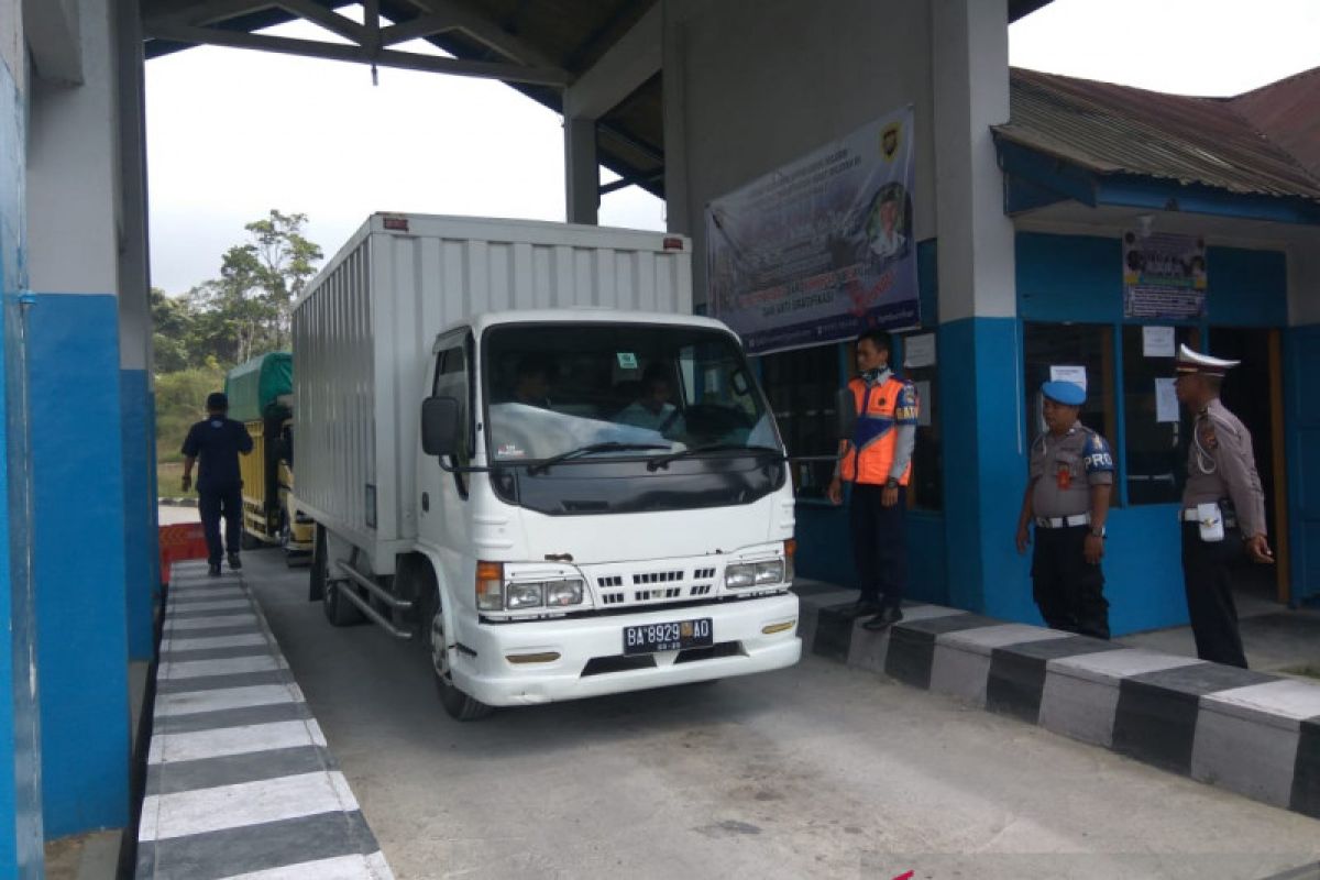 Dalam tiga minggu, 469 kendaraan ditertibkan karena kelebihan berat muatan