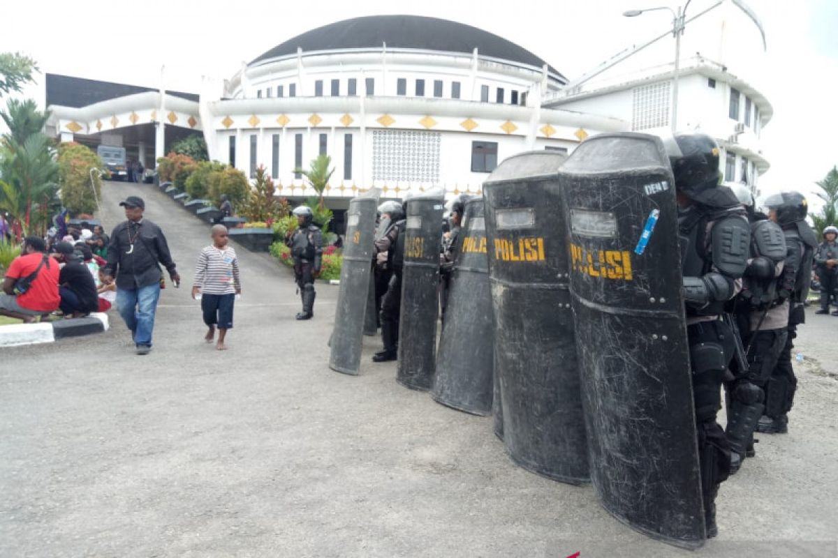 Polda Kaltim kembali berangkatkan personel Brimob ke Papua