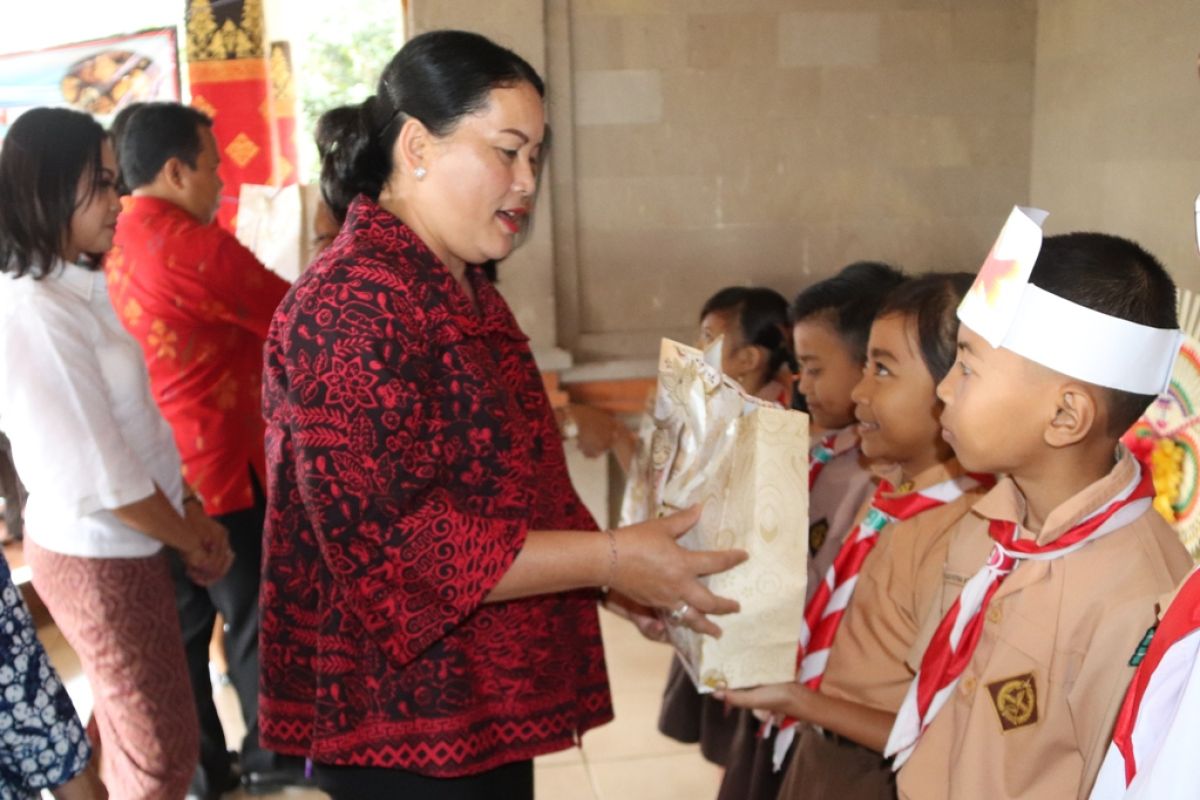 Badung kampanyekan gemar makan ikan