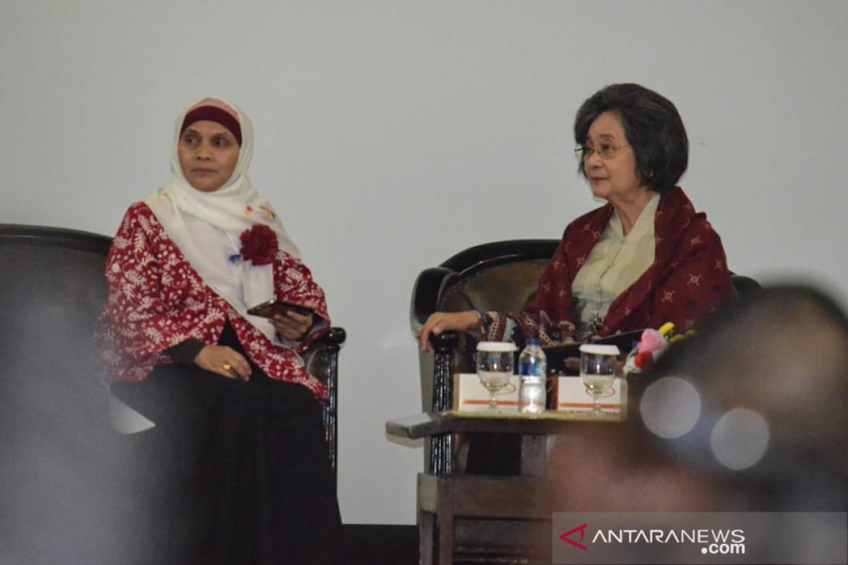 Meutia Hatta sebut perempuan berhak dan wajib isi pembangunan