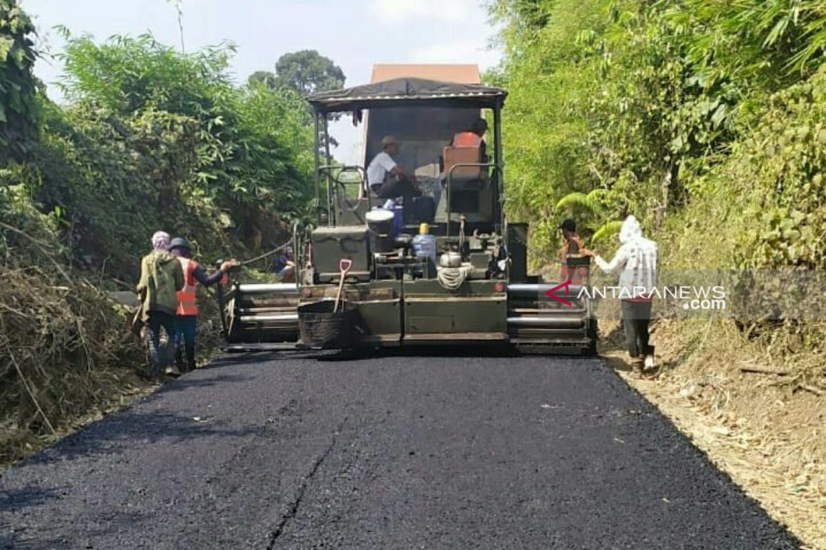 Perbaikan jalan di Sumsel telah  mencapai 28 persen