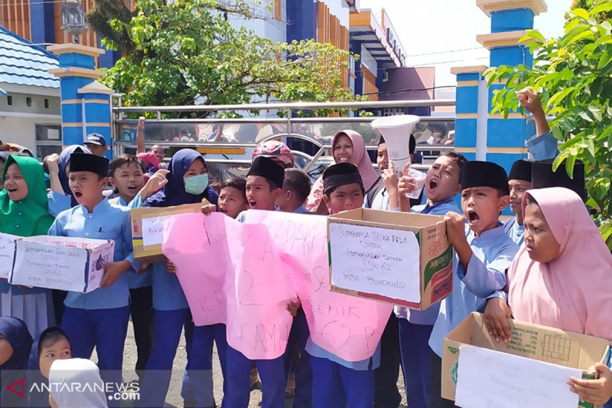 Nasib siswa SDN 62 dipusaran elit politik Bengkulu