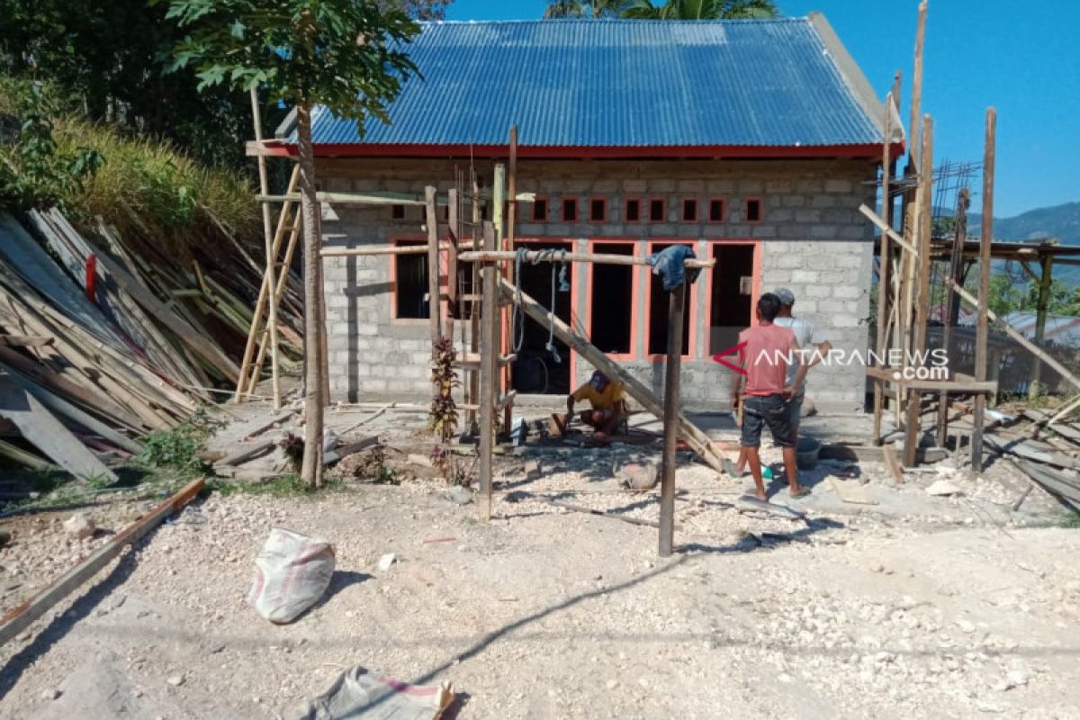 200 keluarga di Goreng Meni punya jamban sehat berkat Dana Desa