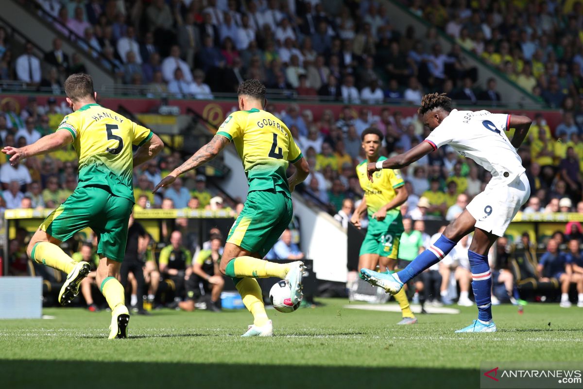 Liga Inggris -- Chelsea raih kemenangan perdana usai tundukkan Norwich 3-2